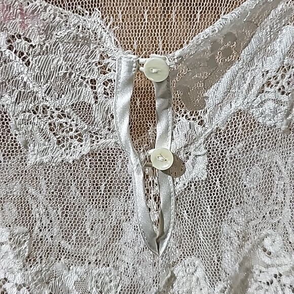 VICTORIA'S SECRET Vintage Polyester Lace Mesh Bridal Nightgown - Size Large - Picture 10 of 12